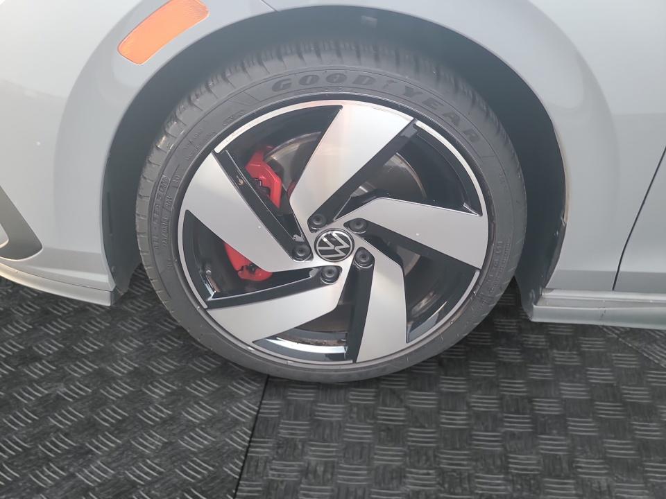 2022 Volkswagen Golf GTI S