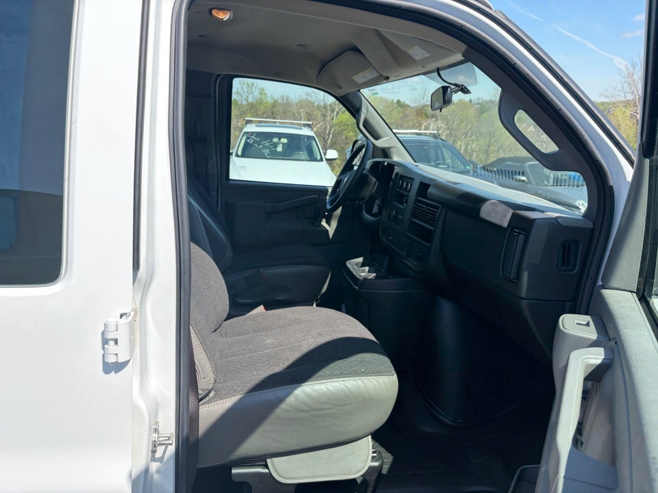 2024 Chevrolet Express Cargo RWD 2500 Regular Wheelbase WT