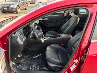 2018 Mazda Mazda3 Touring