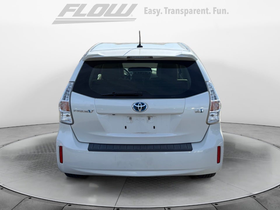 2013 Toyota Prius v Five
