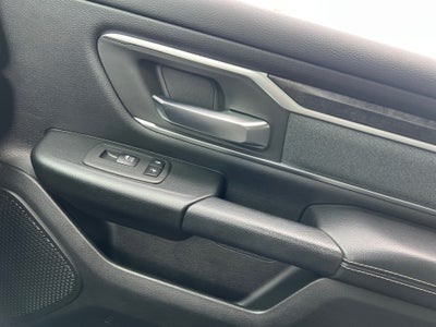 2021 RAM 1500 Big Horn Crew Cab 4x4 5'7" Box