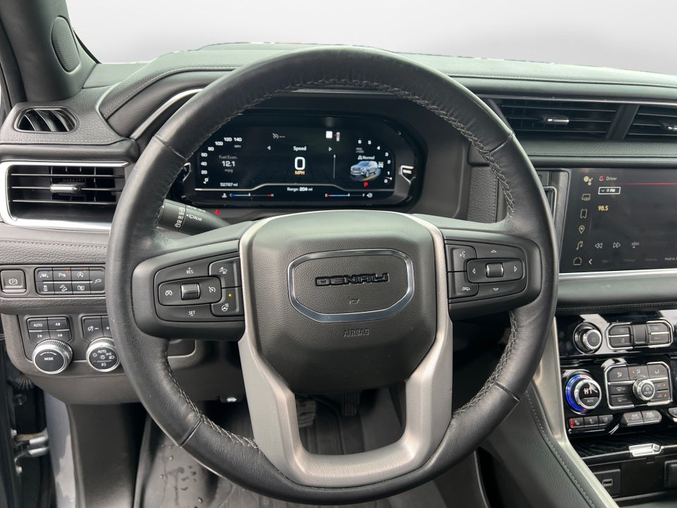 2022 GMC Yukon 4WD Denali