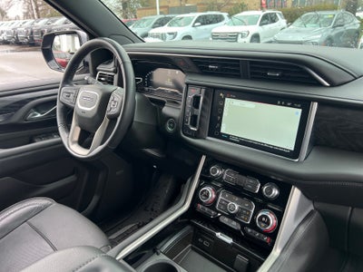 2022 GMC Yukon 4WD Denali