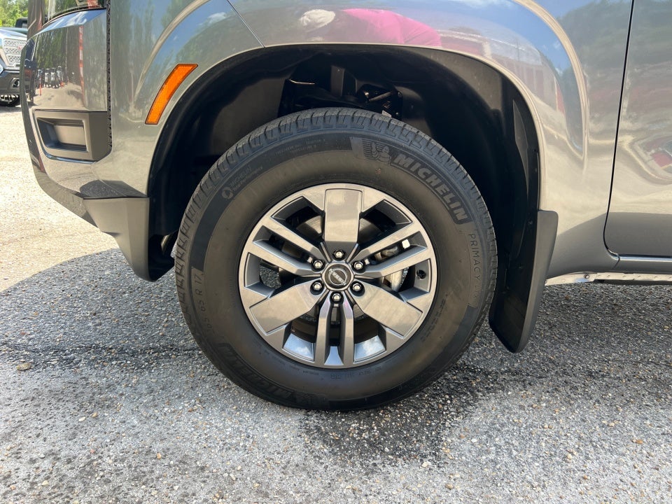 2025 Nissan Frontier Crew Cab SV 4x4