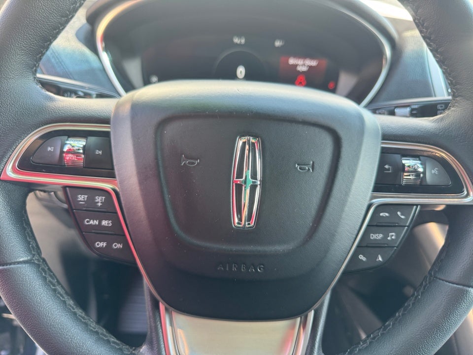 2020 Lincoln Nautilus Standard