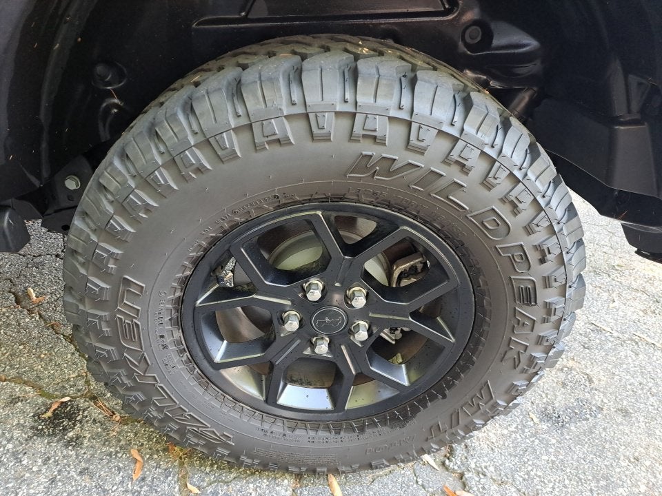 2025 Jeep Wrangler 4-Door Willys 4x4