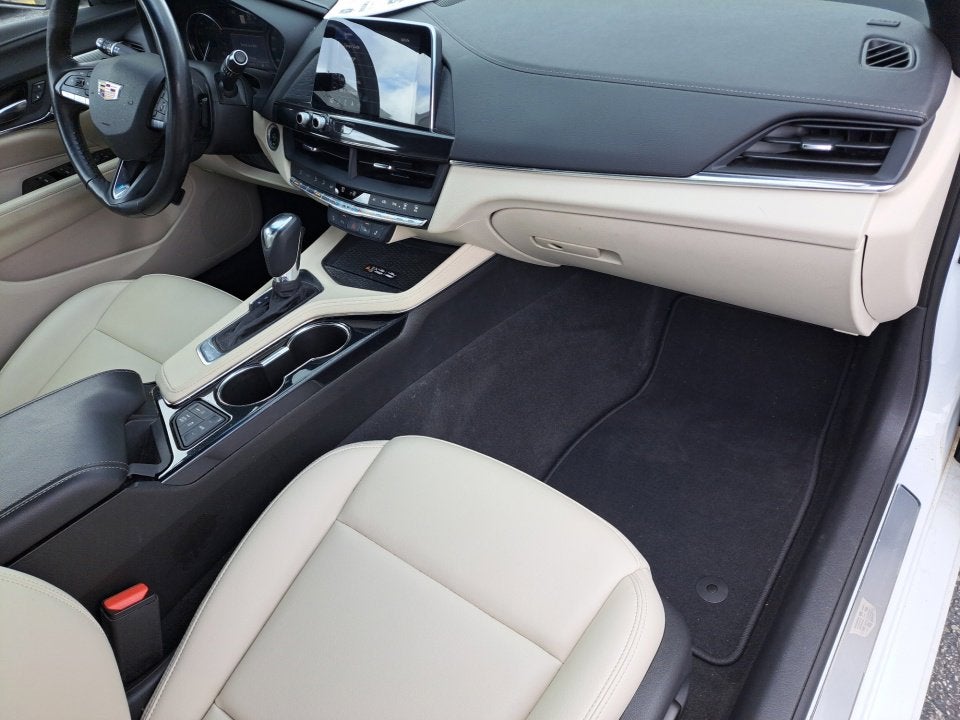 2023 Cadillac CT4 Luxury