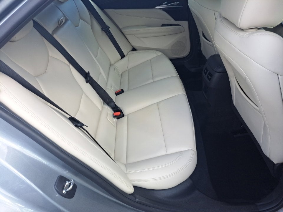2023 Cadillac CT4 Luxury