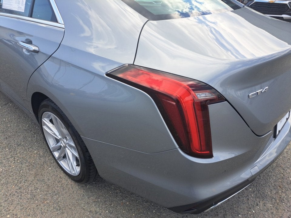 2023 Cadillac CT4 Luxury