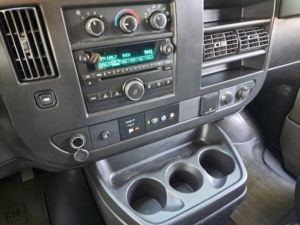 2017 Chevrolet Express Passenger 3500 LT