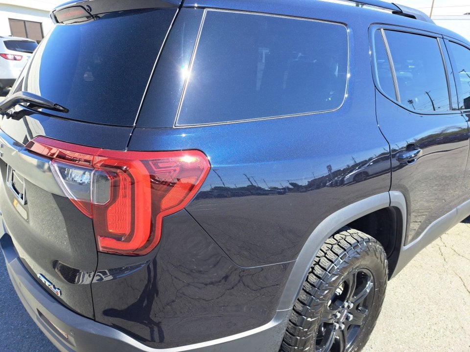 2022 GMC Acadia AT4