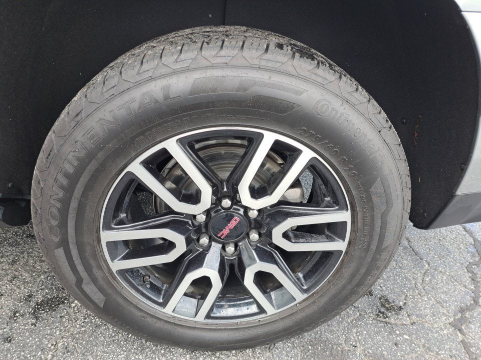 2023 GMC Yukon AT4
