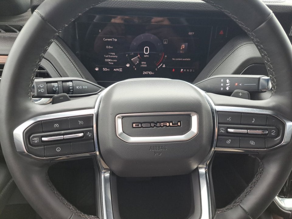 2025 GMC Yukon XL Denali