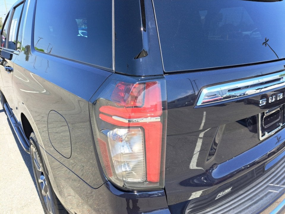 2023 Chevrolet Suburban LT