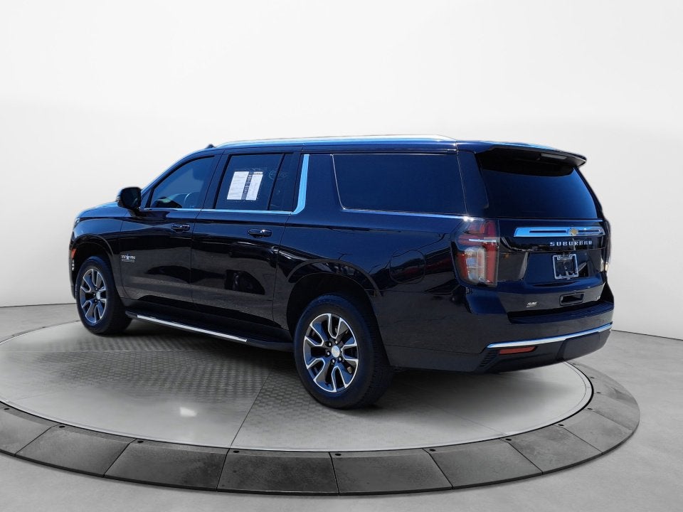 2023 Chevrolet Suburban LT