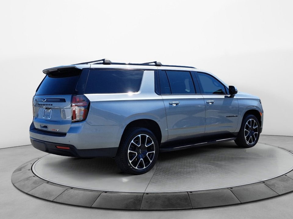 2023 Chevrolet Suburban RST