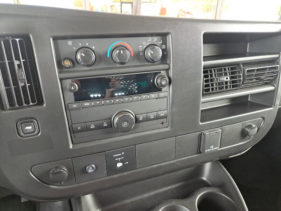 2025 GMC Savana Cargo Work Van