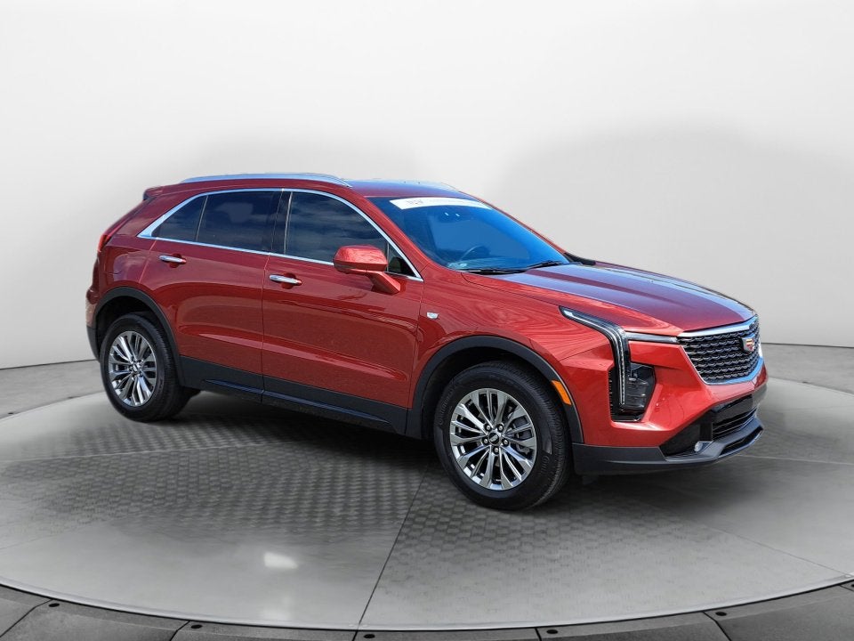 2025 Cadillac XT4 Premium Luxury