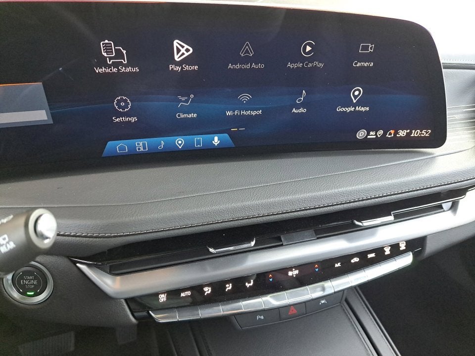 2025 Cadillac XT4 Premium Luxury