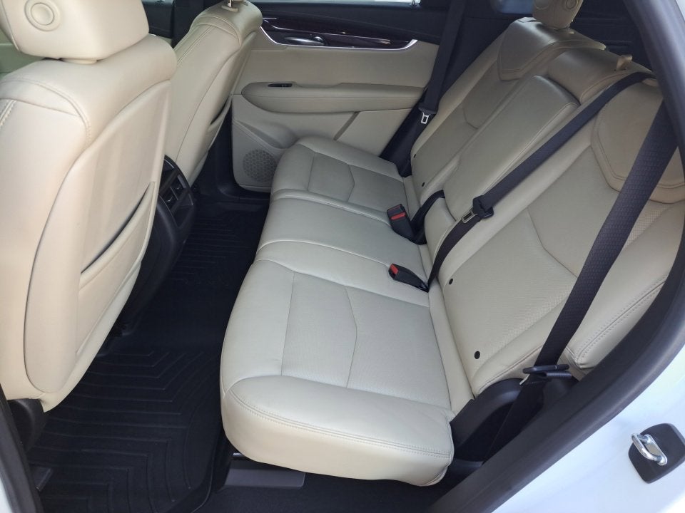 2017 Cadillac XT5 Premium Luxury FWD