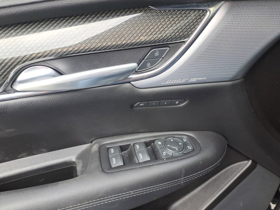 2022 Cadillac XT5 Sport