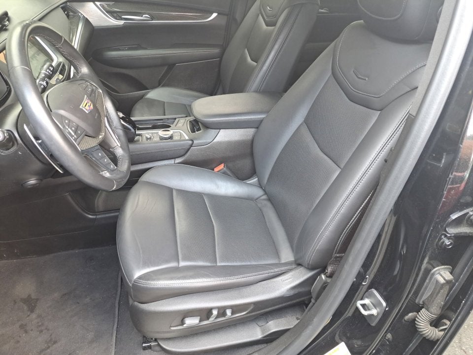 2022 Cadillac XT5 Sport