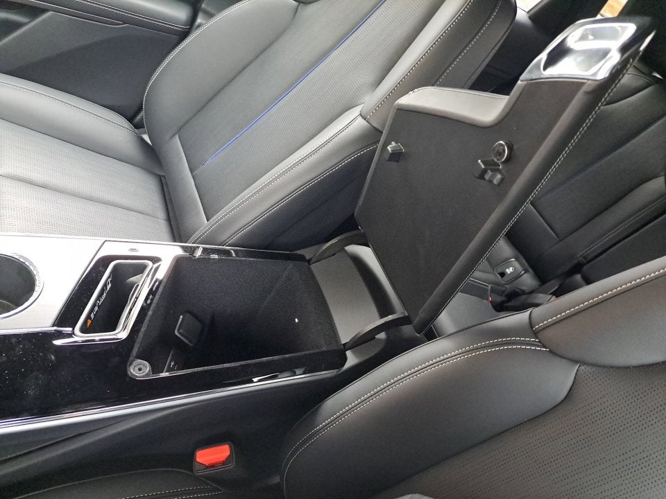 2025 Cadillac LYRIQ Sport 1