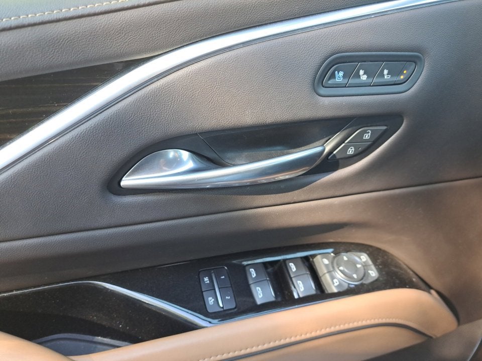 2022 Cadillac Escalade Premium Luxury