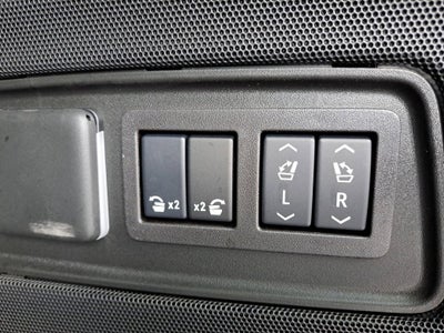 2024 Cadillac Escalade ESV Premium Luxury