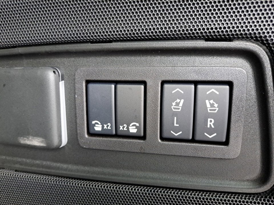 2024 Cadillac Escalade ESV Premium Luxury