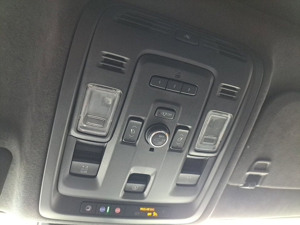 2022 Cadillac Escalade ESV Premium Luxury Platinum