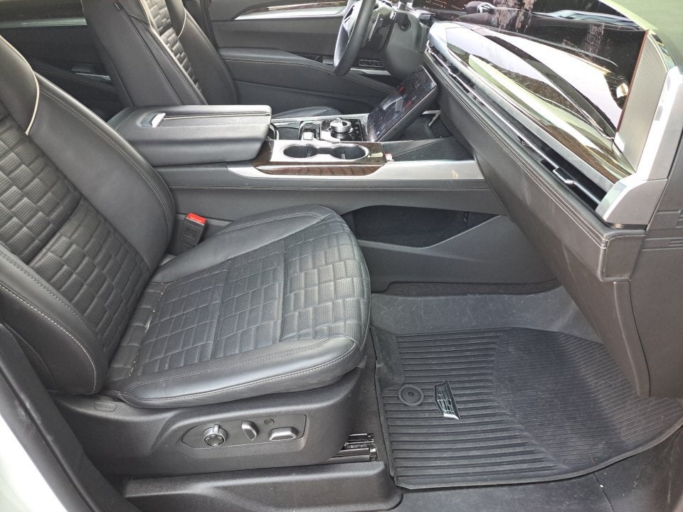 2025 Cadillac Escalade ESV Sport Platinum