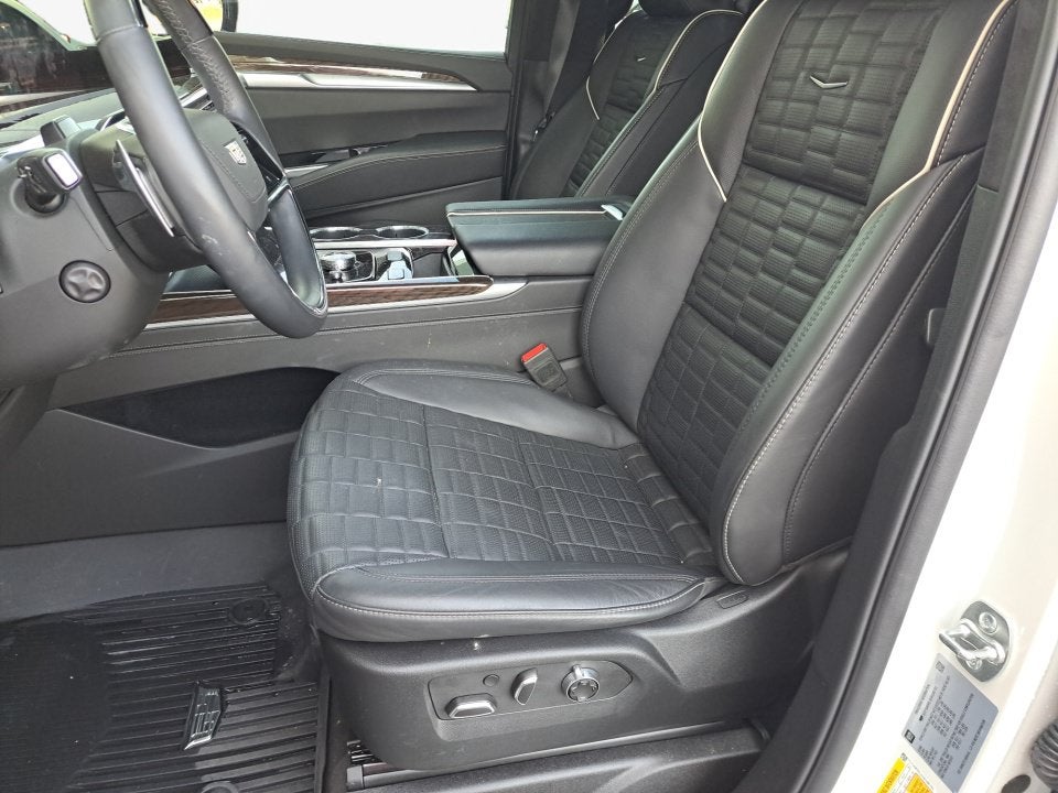 2025 Cadillac Escalade ESV Sport Platinum