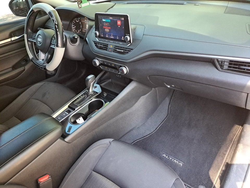 2021 Nissan Altima 2.5 SV