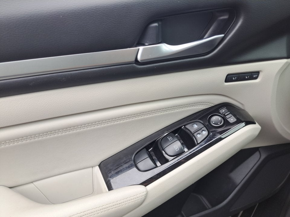 2020 Nissan Altima 2.5 Platinum