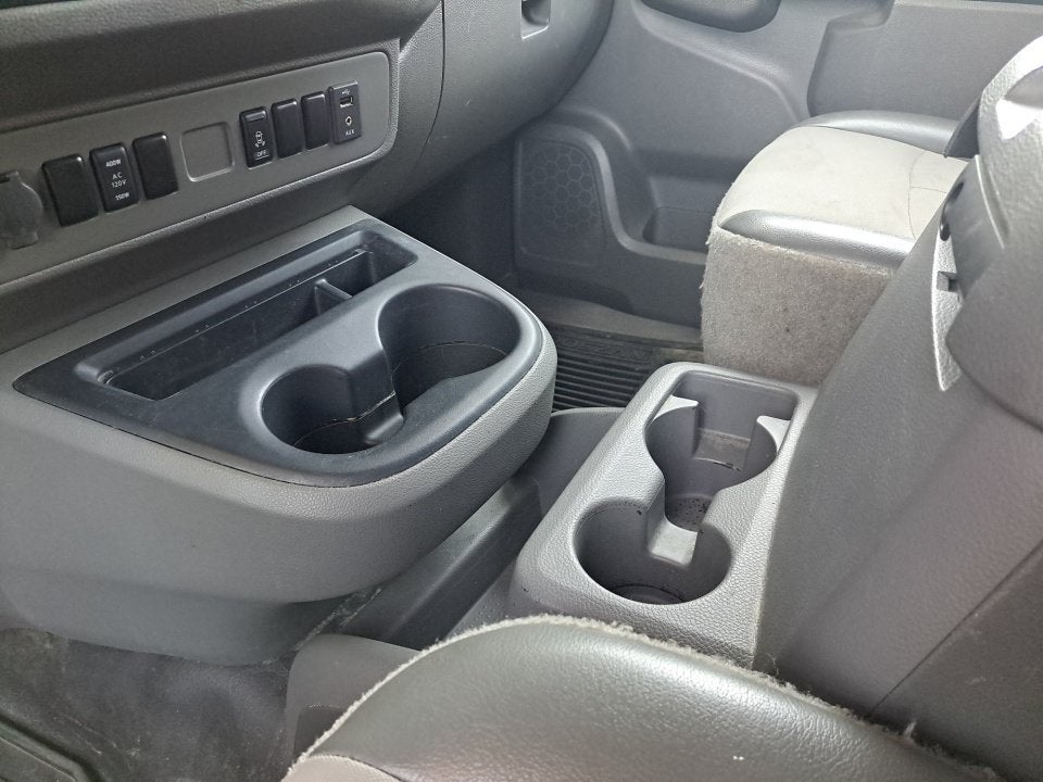 2021 Nissan NV Cargo NV2500 HD SV Standard Roof V6