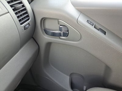2021 Nissan Frontier Crew Cab SV 4x4