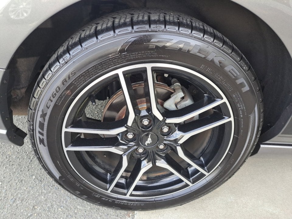 2014 Ford Mustang V6