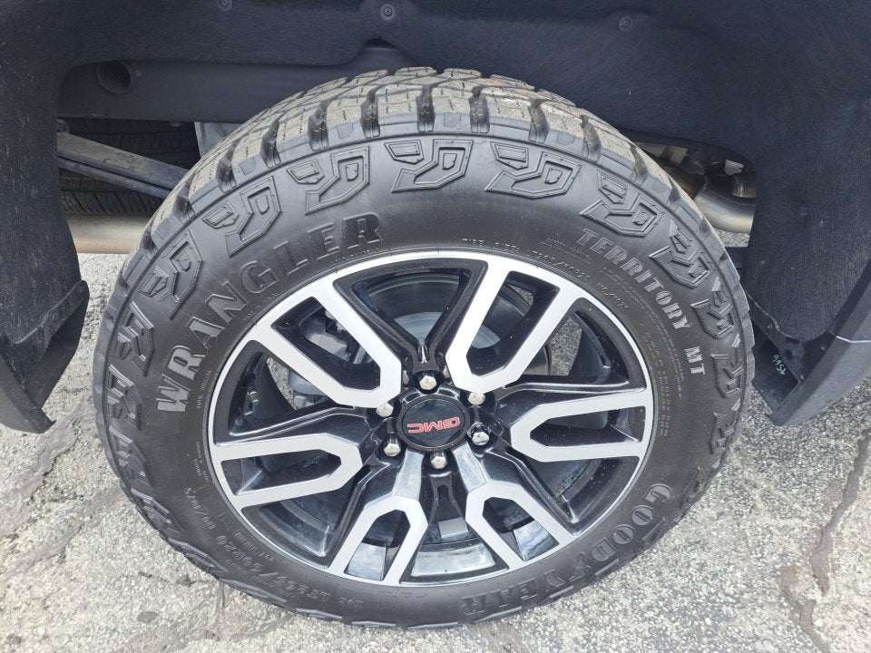 2024 GMC Sierra 1500 AT4