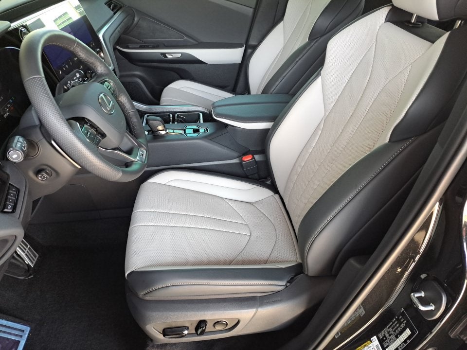 2025 Lexus TX 500h F SPORT Premium