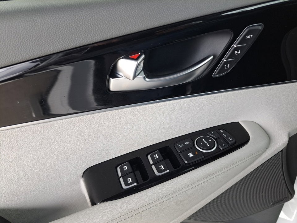 2018 Kia Sorento SX V6