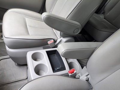 2015 Nissan Quest SV