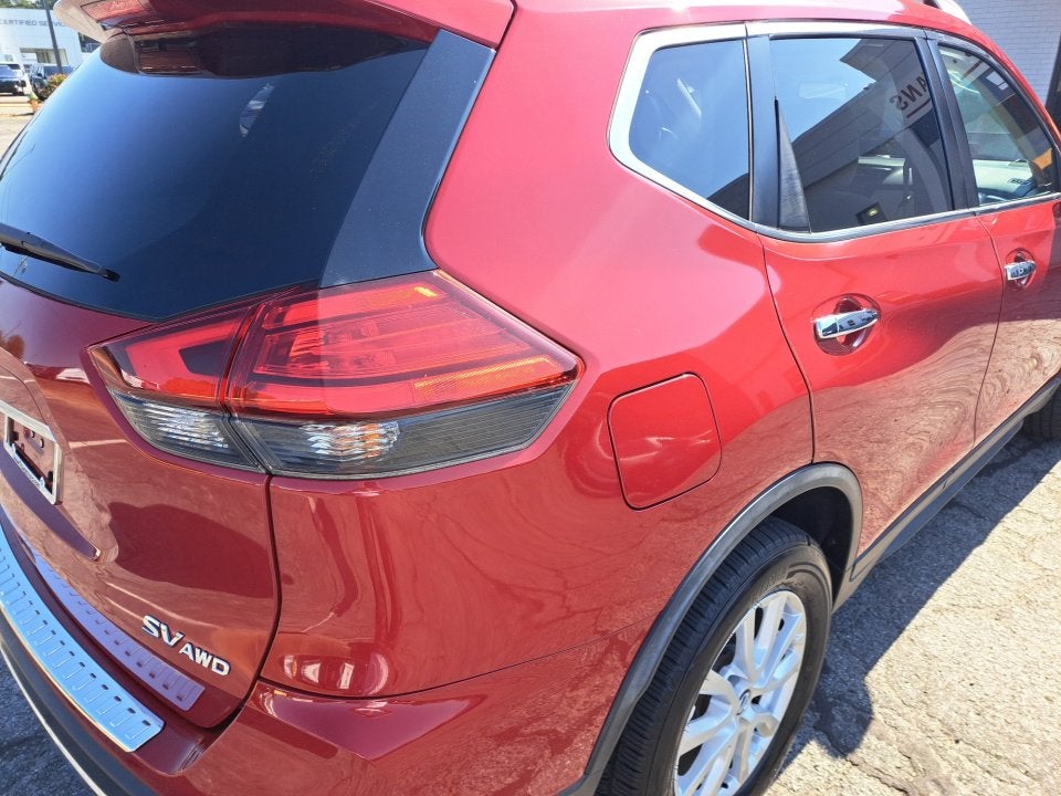 2017 Nissan Rogue SV