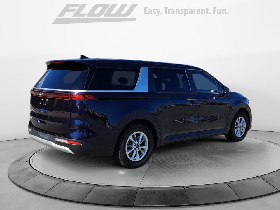 2023 Kia Carnival LX