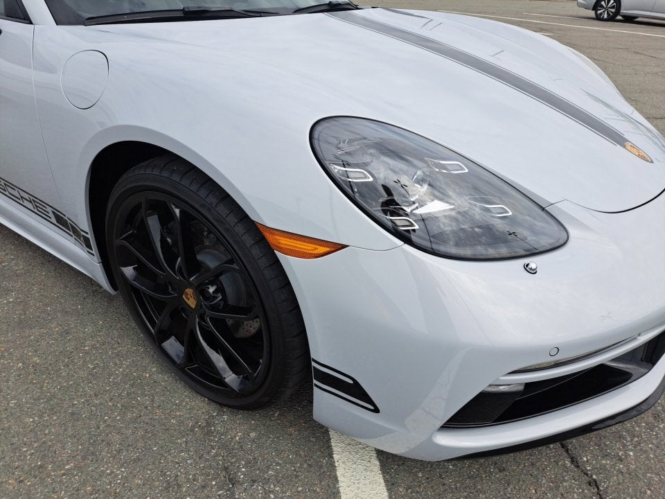 2024 Porsche 718 Cayman NA